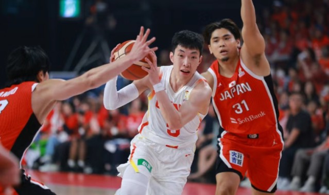 竞技宝app-16点,央视直播！中国男篮vs中国台北,首发或调整：张镇麟机会来了