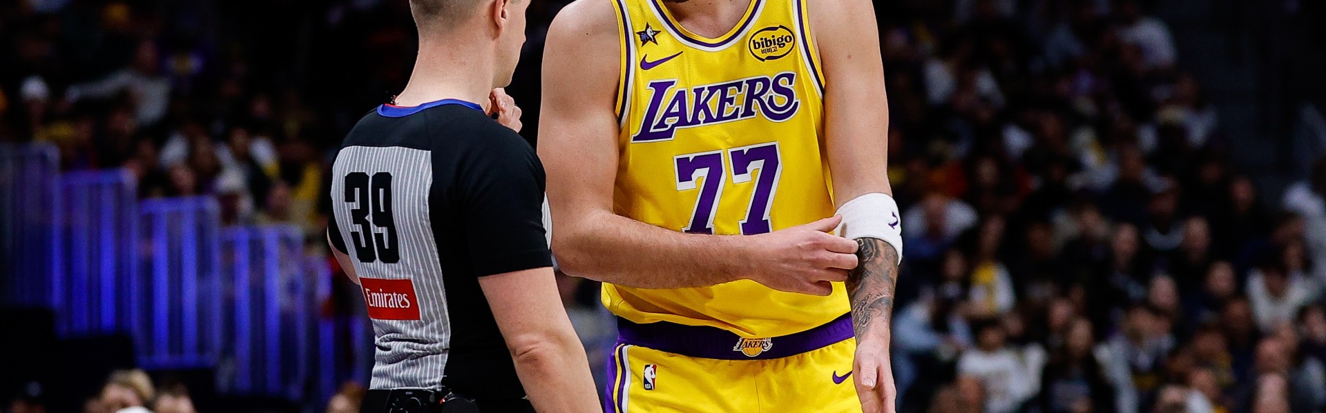 竞技宝app-遭遇严防！东契奇27投11中&amp;三分13中3 空砍32+11+8&amp;正负值-17