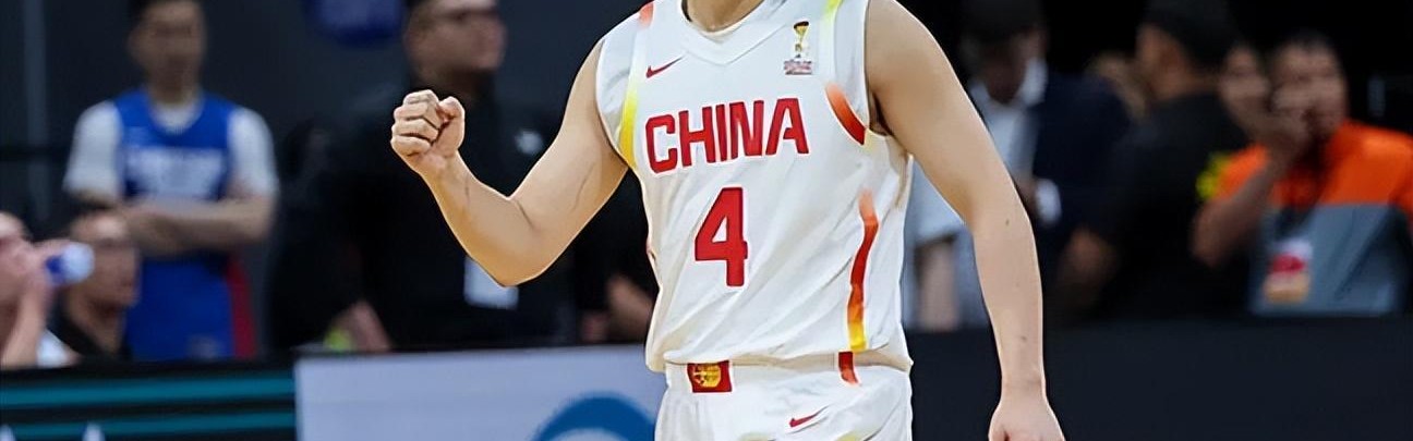 竞技宝app-男篮4将打服黑粉！继伟李弘权主导末节，余嘉豪回暖，小高太好用